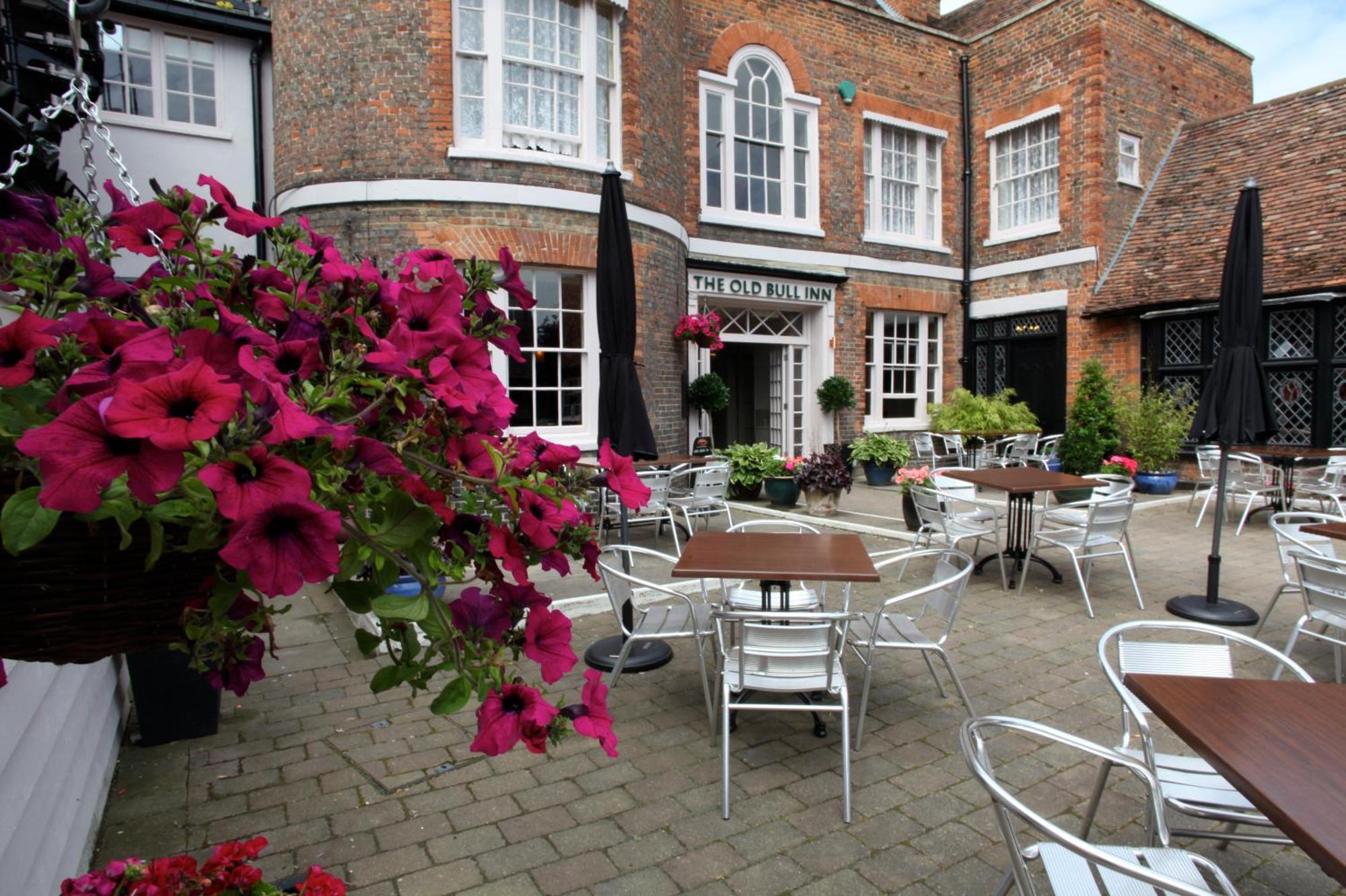 Old Bull Inn Royston  Esterno foto